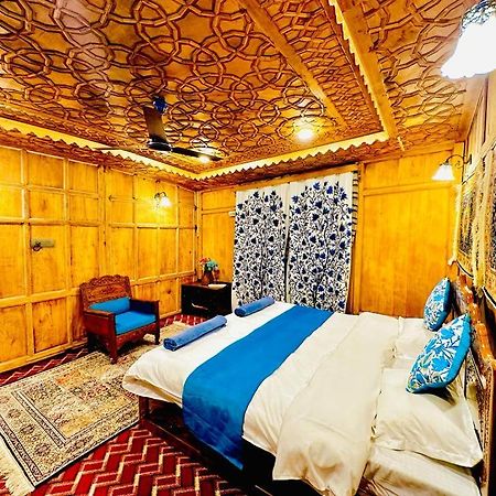 Готель New Zealand Group Of Houseboats Срінагар Екстер'єр фото
